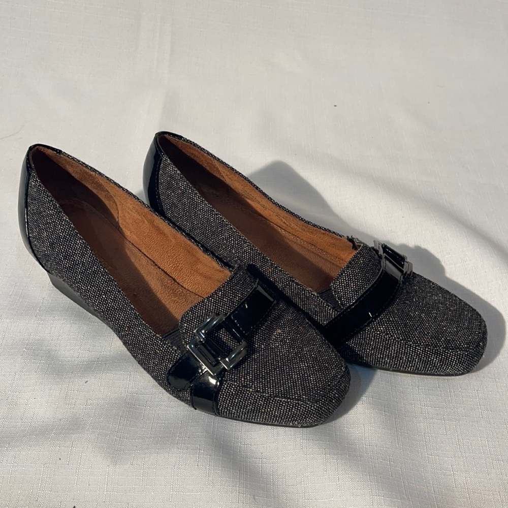NEW Naturalizer Black Slip On Loafers